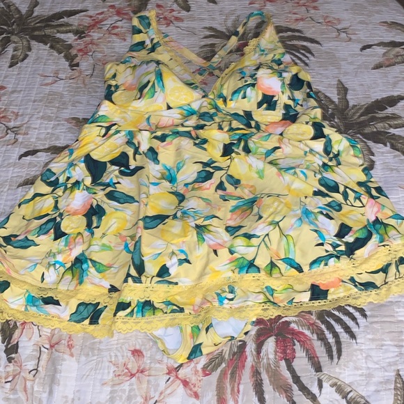 TORRID LEMON SWIMSUIT - Picture 4 of 7